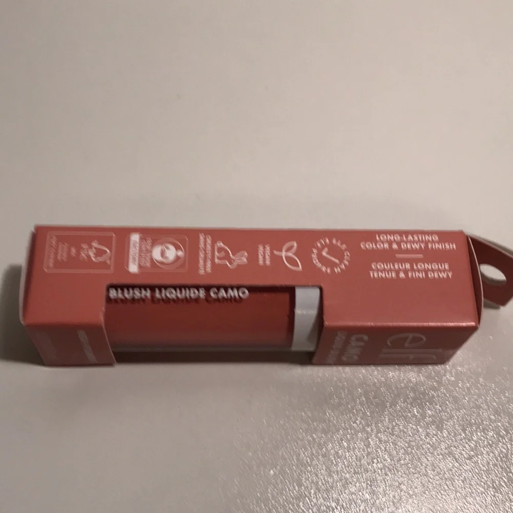 E.l.f. Camo liquid blush in dusty rose NEW